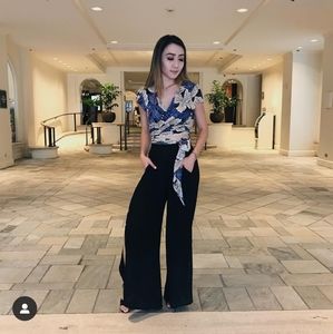 Fighting Eel blue wrap top